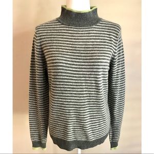Peck & Peck 2-Ply 100% Cashmere mock neck.